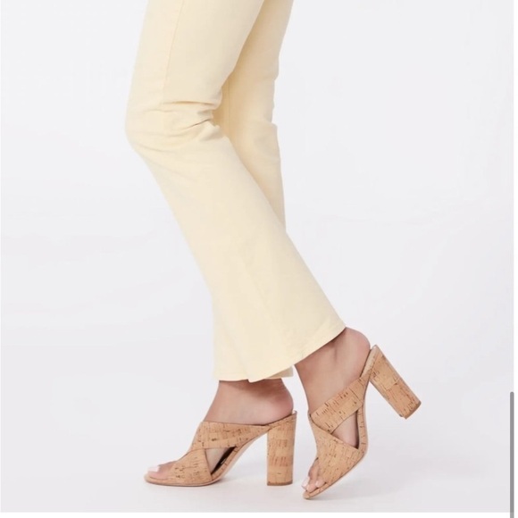 Paige Butter Yellow Claudine Ankle Flare Denim Jeans Size 30 - Picture 4 of 12